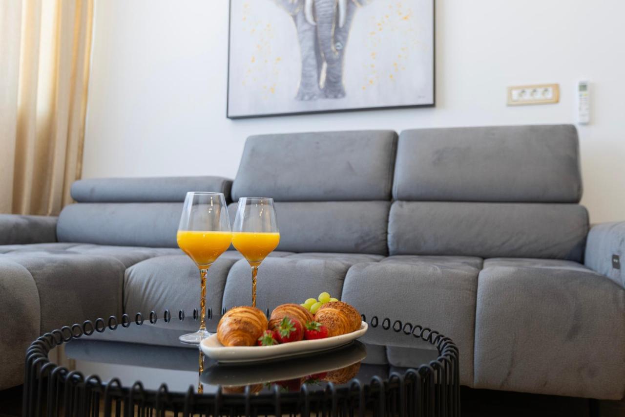 Apartma Golden View Luxury *